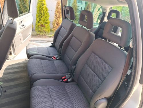 Profesionalno dubinsko čišćenje automobila – sedišta, tapacirung i enterijer. Brzo, kvalitetno i pouzdano. Pozovite +381645381829 Kruševac
